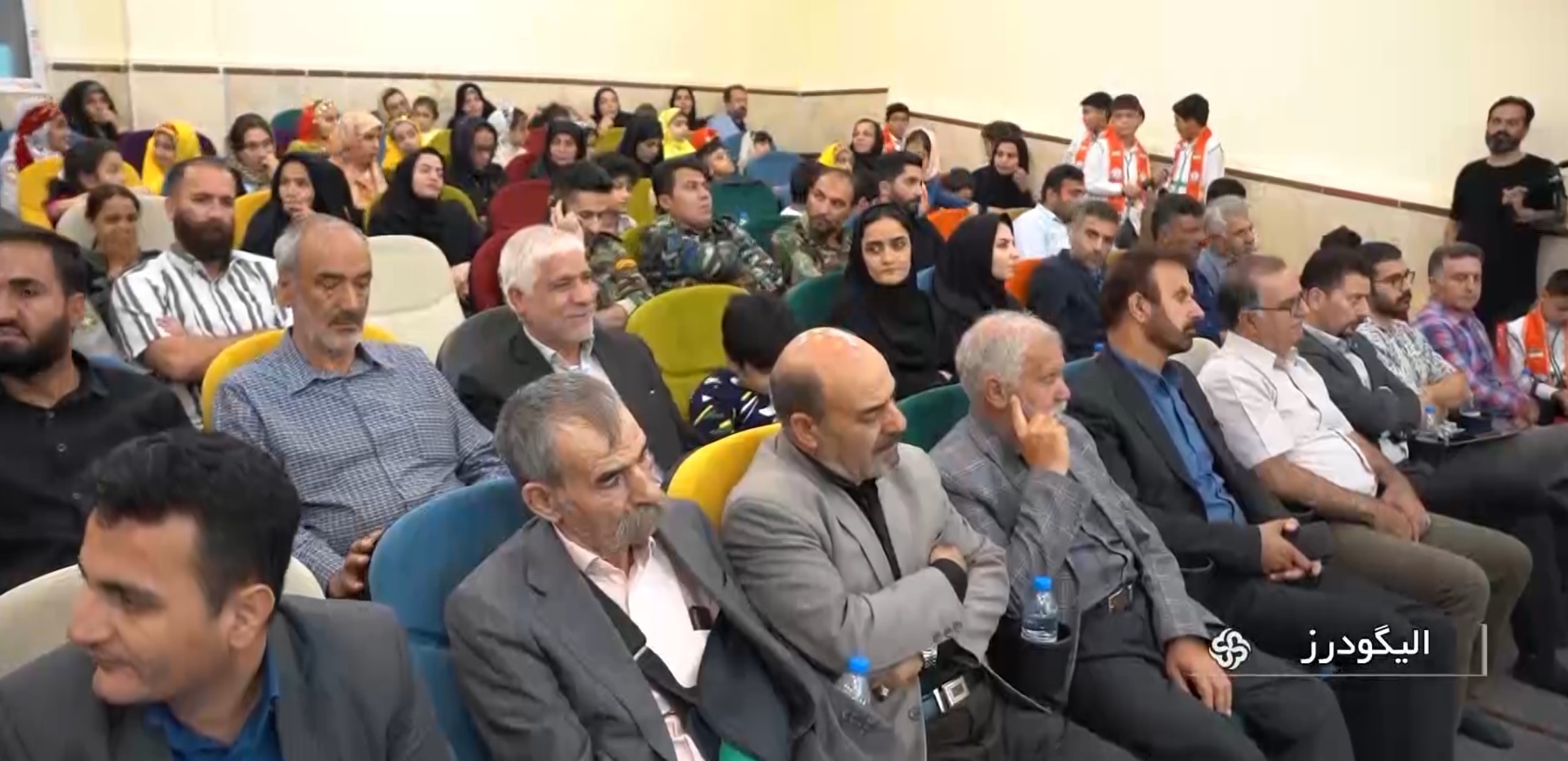 در مراسمی از جنگلبانان شهرستان الیگودرز تجلیل شد.